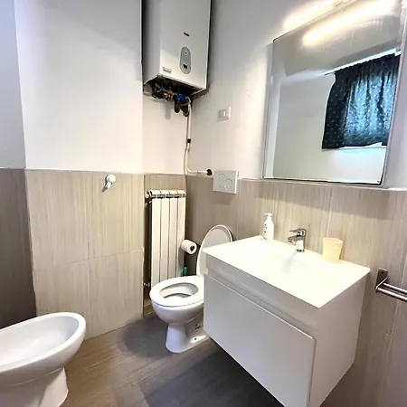 Vittoria Apartament Tirrenia Buitenkant foto