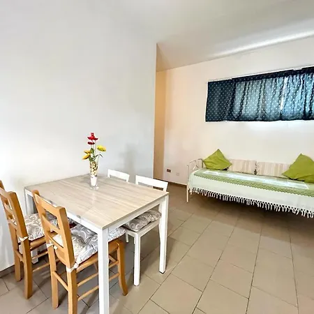 Vittoria Apartament Tirrenia Buitenkant foto