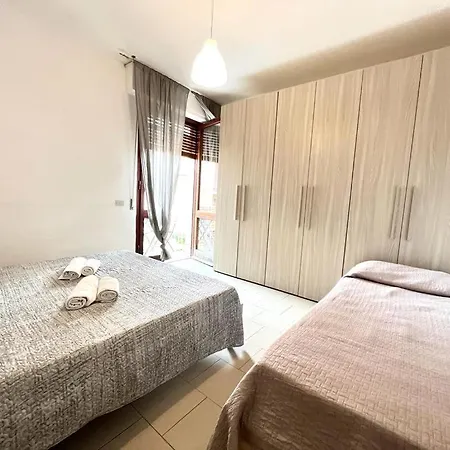 Vittoria Apartament Tirrenia Buitenkant foto