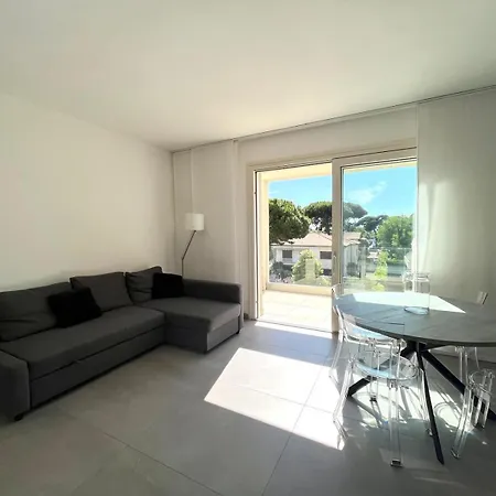 Vittoria Apartament Tirrenia Exterior photo