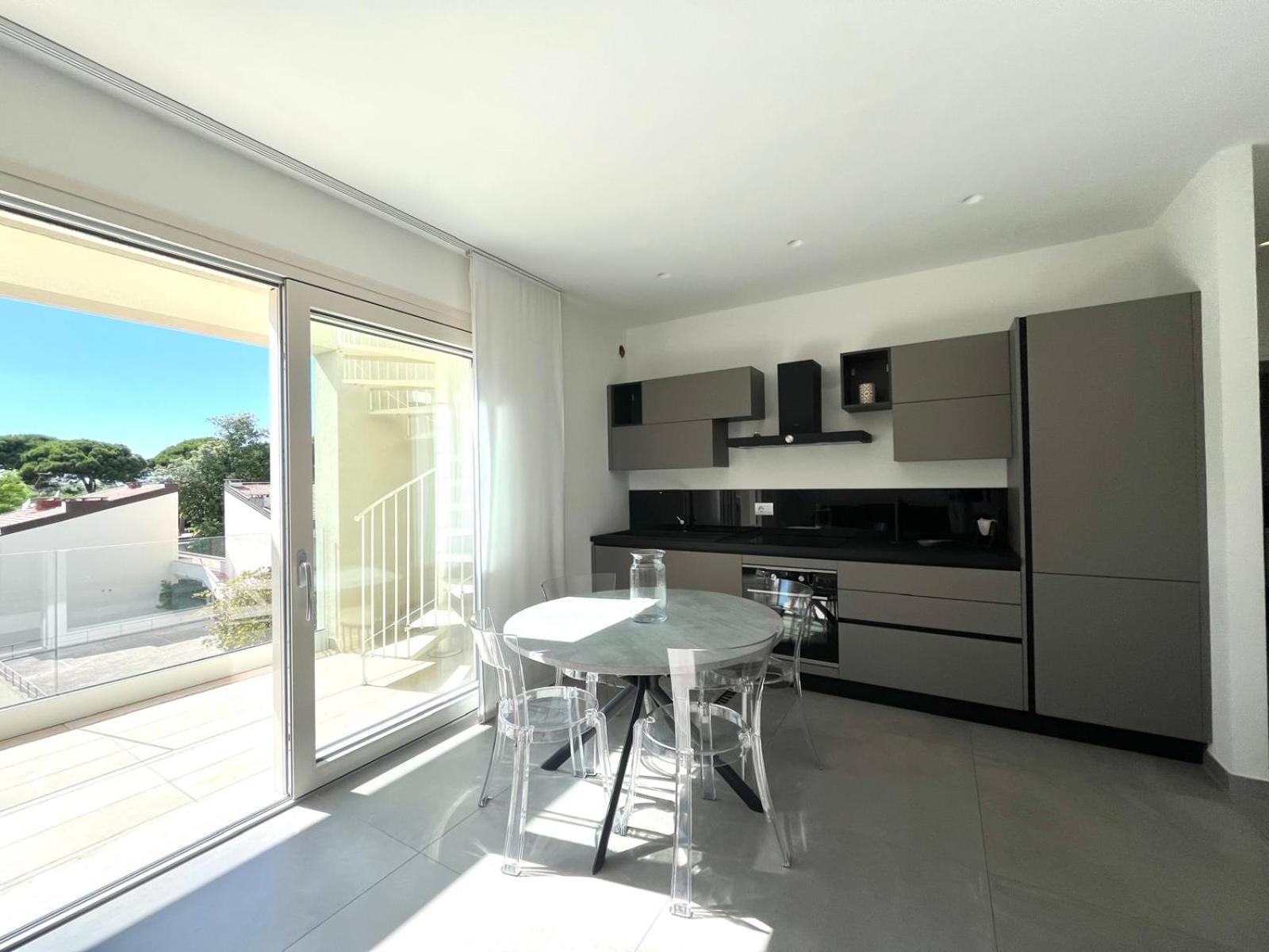 Vittoria Apartment Tirrenia