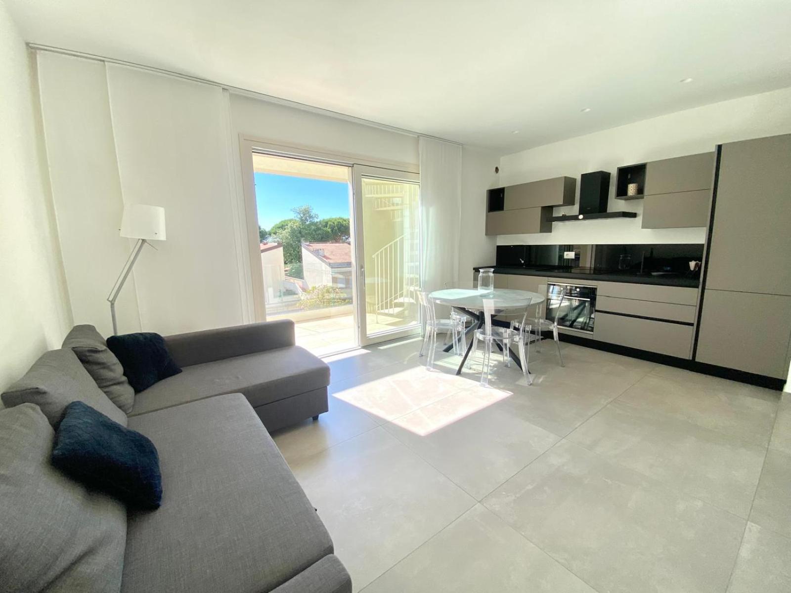 Vittoria Apartment *